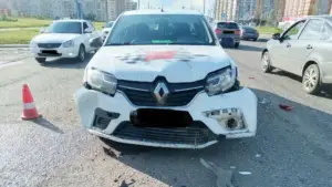 В Тамбове на Рылеева Renault врезался в Daewoo: пострадали две пассажирки